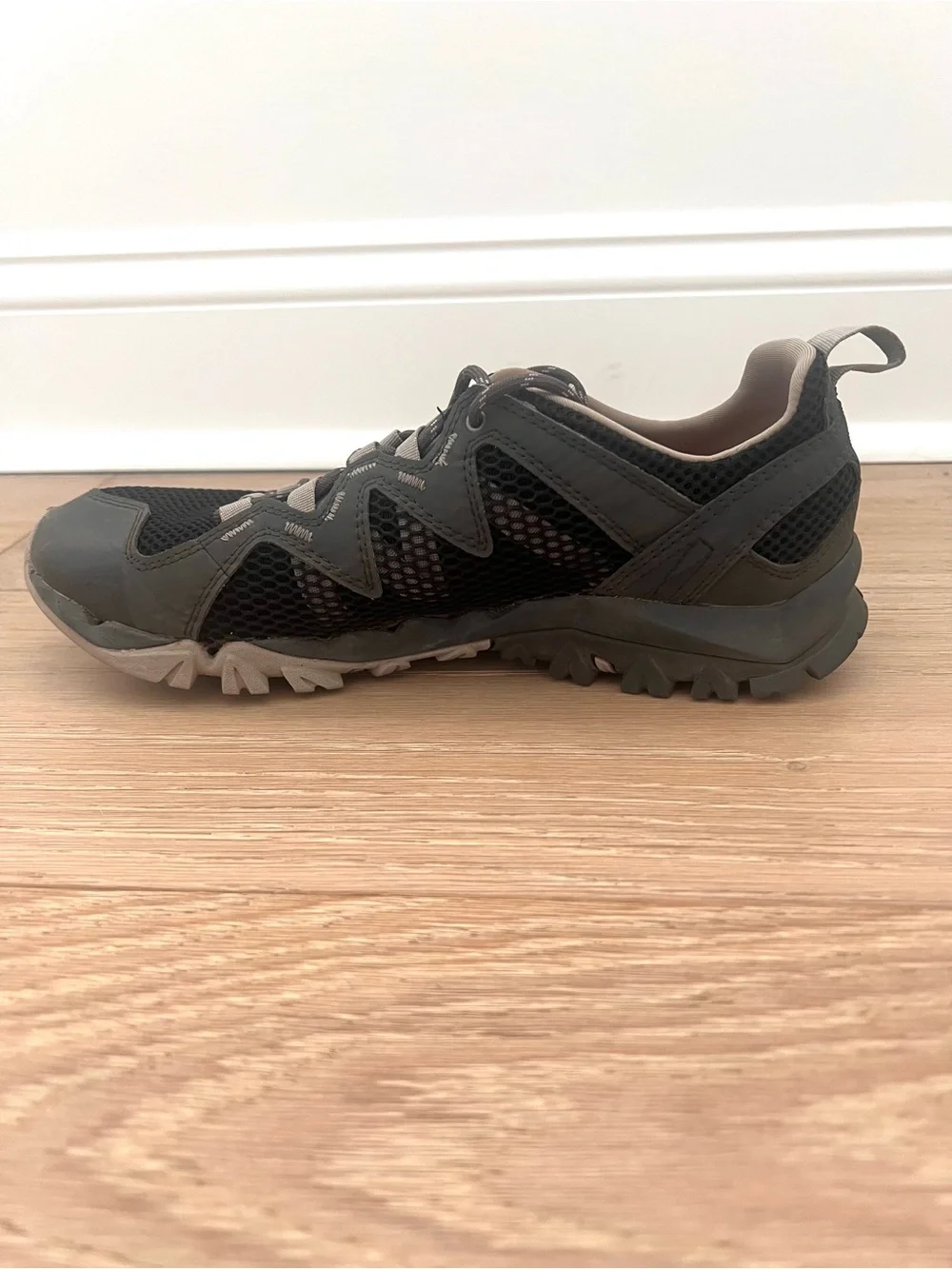 N/A excellent merrell